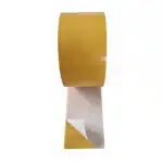 Rolle von doppelseitigem Klebeband mit abziehbarem Träger.